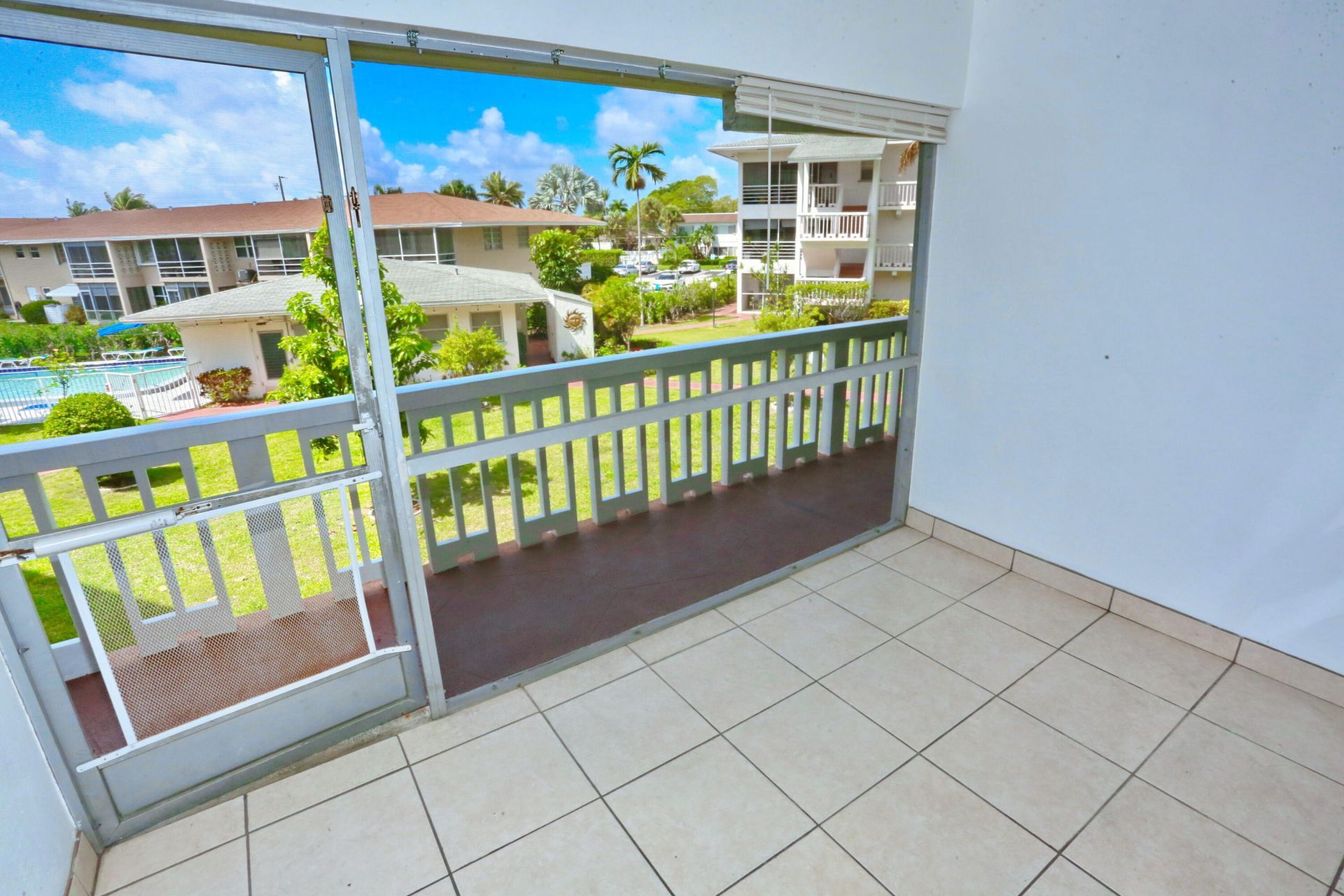 600 Pine Drive, Unit 209, Pompano Beach, FL 33060 Photo