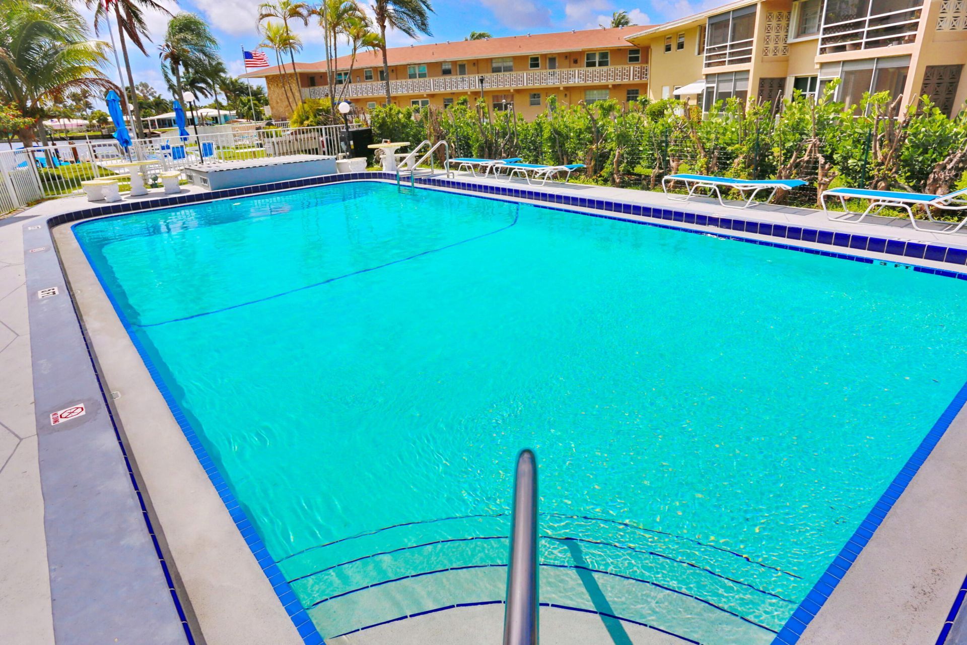 600 Pine Drive, Unit 209, Pompano Beach, FL 33060 Photo