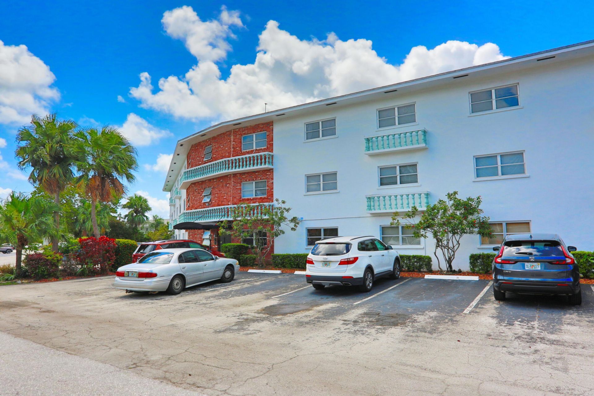 600 Pine Drive, Unit 209, Pompano Beach, FL 33060 Photo