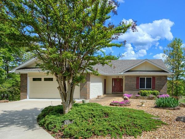 13 Zaragoza Lane, Hot Springs Village, AR 71909