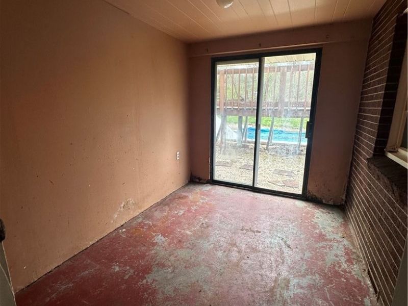 46131 Mort Drive, East Liverpool, OH 43920 Photo 11