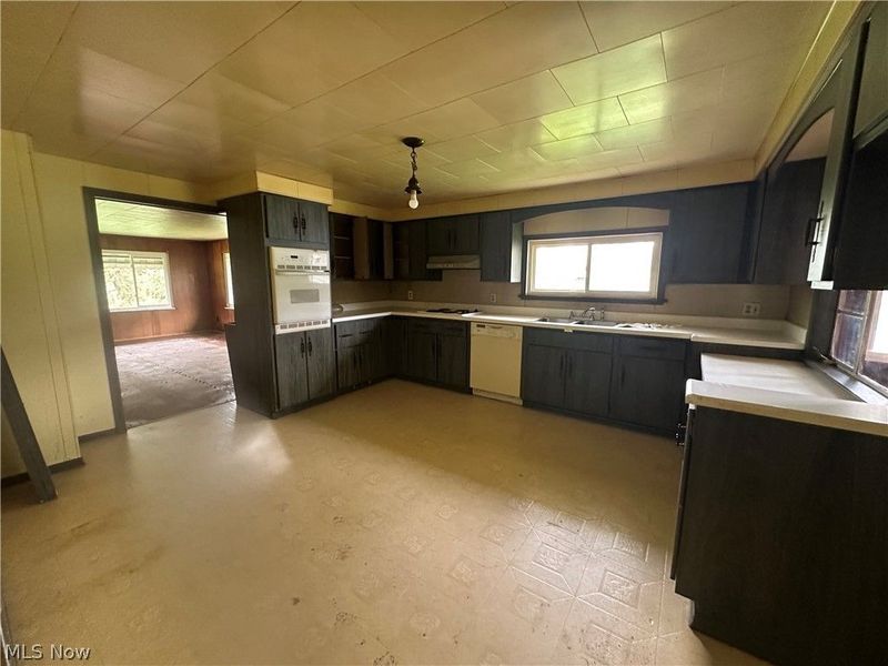 46131 Mort Drive, East Liverpool, OH 43920 Photo 3