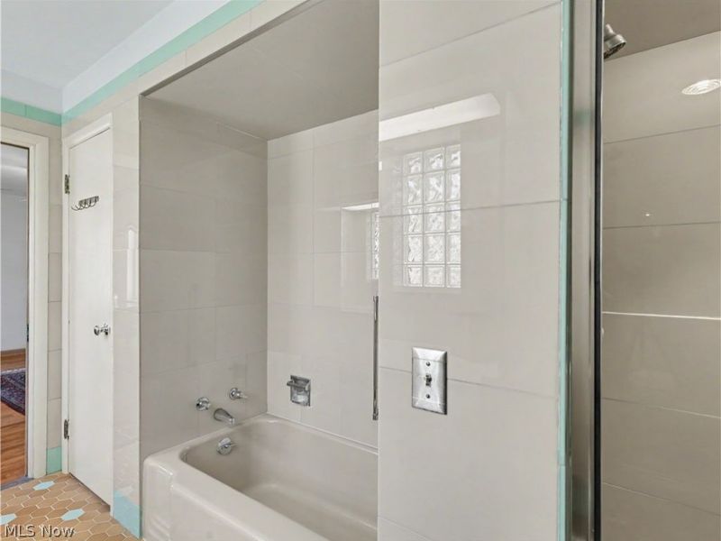 148 Rentham Road, Akron, OH 44313 Photo 18