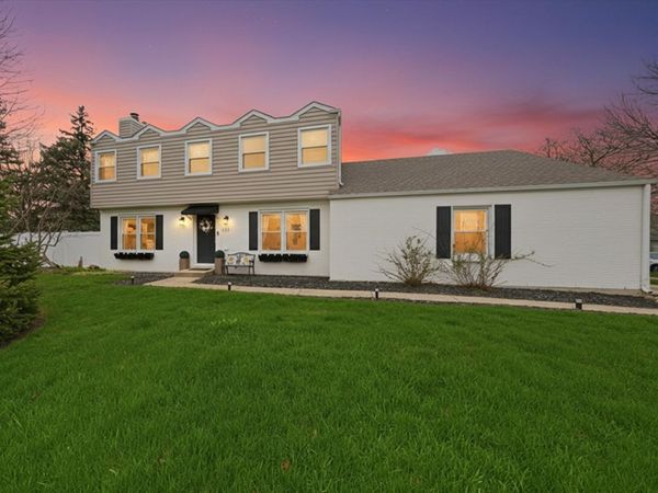 1335 Leverenz Road , Naperville, IL 60564