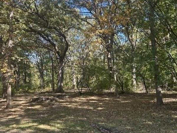 26220 N Midlothian Road, Mundelein, IL 60060