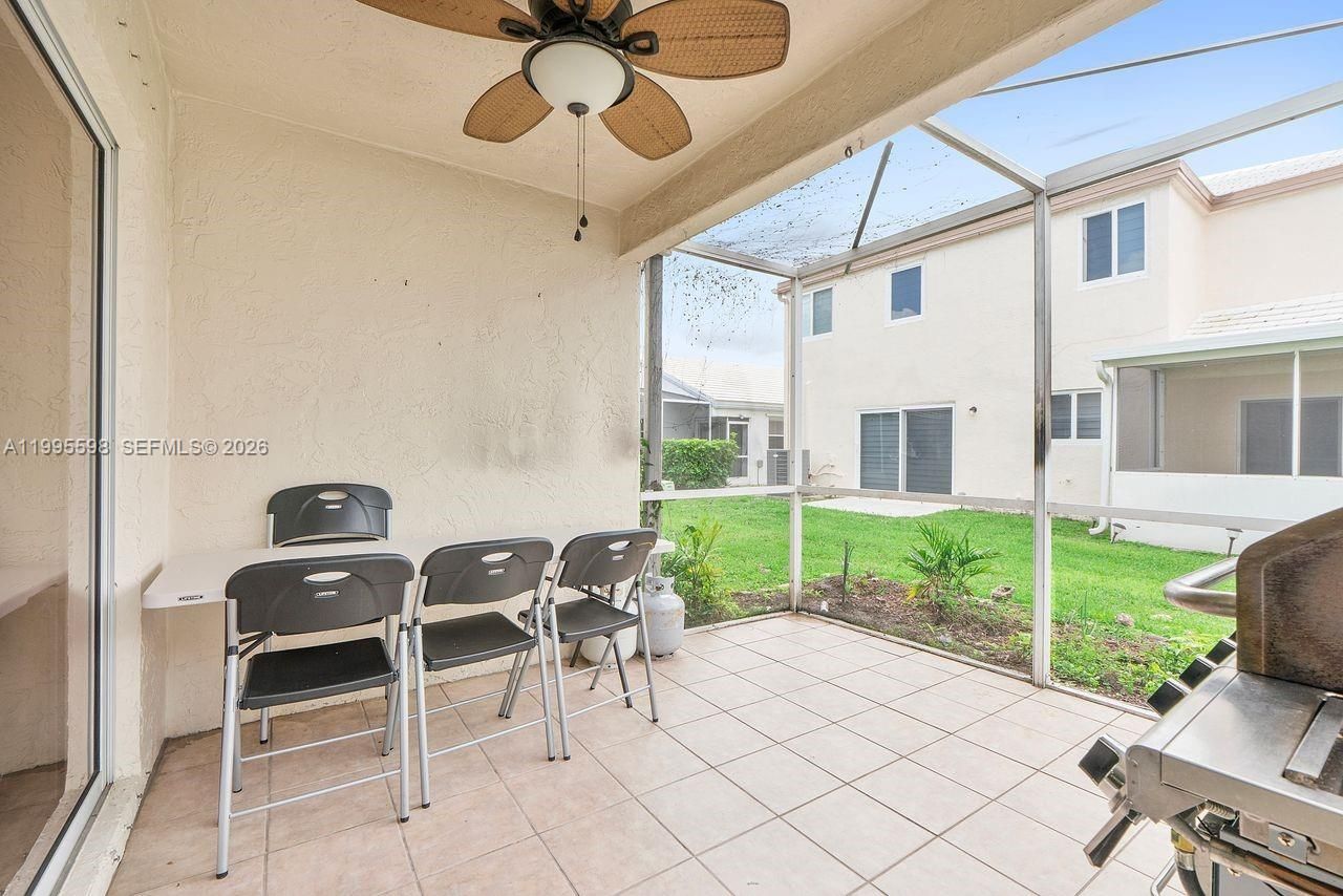 9602 NW 8th Cir, Plantation, FL 33324 Photo
