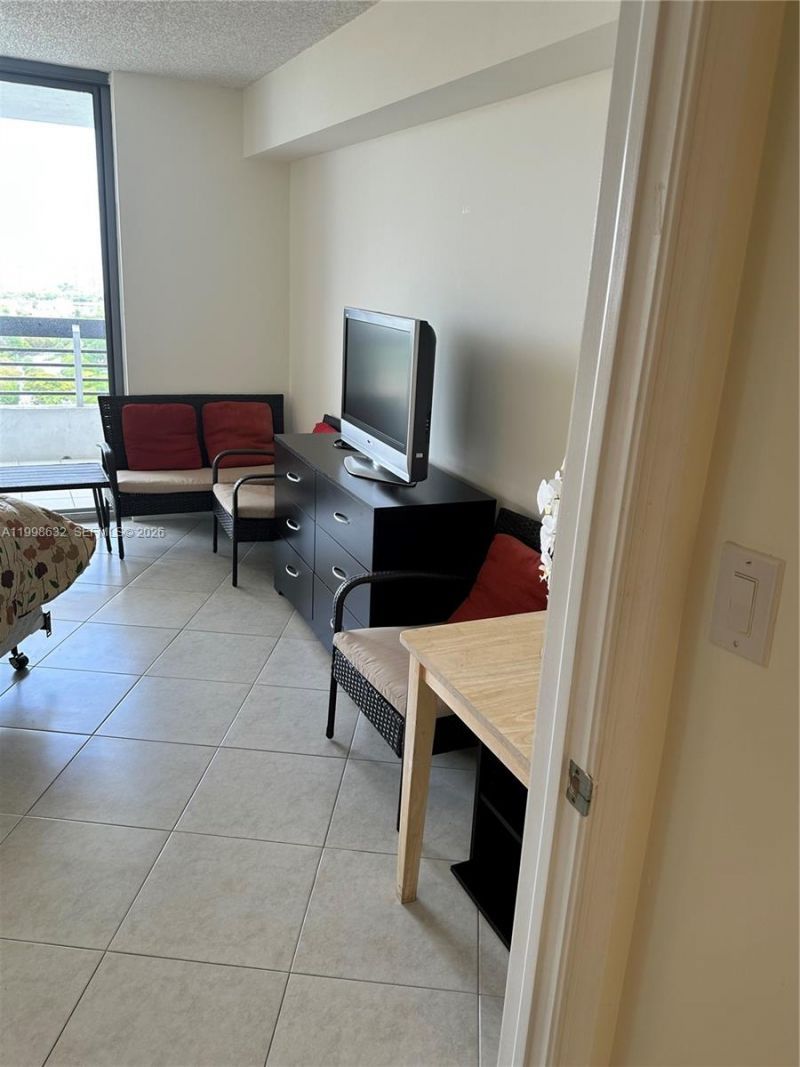 3530 Mystic Pointe Dr, Unit 2607, Aventura, FL 33180 Photo