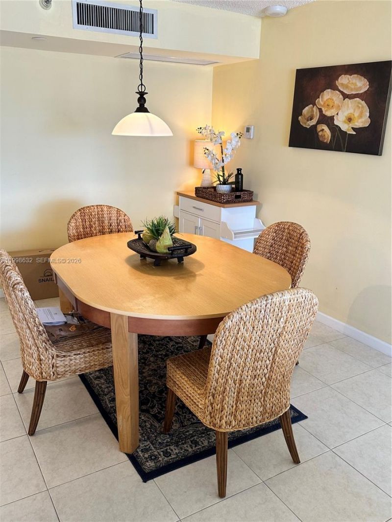 3530 Mystic Pointe Dr, Unit 2607, Aventura, FL 33180 Photo