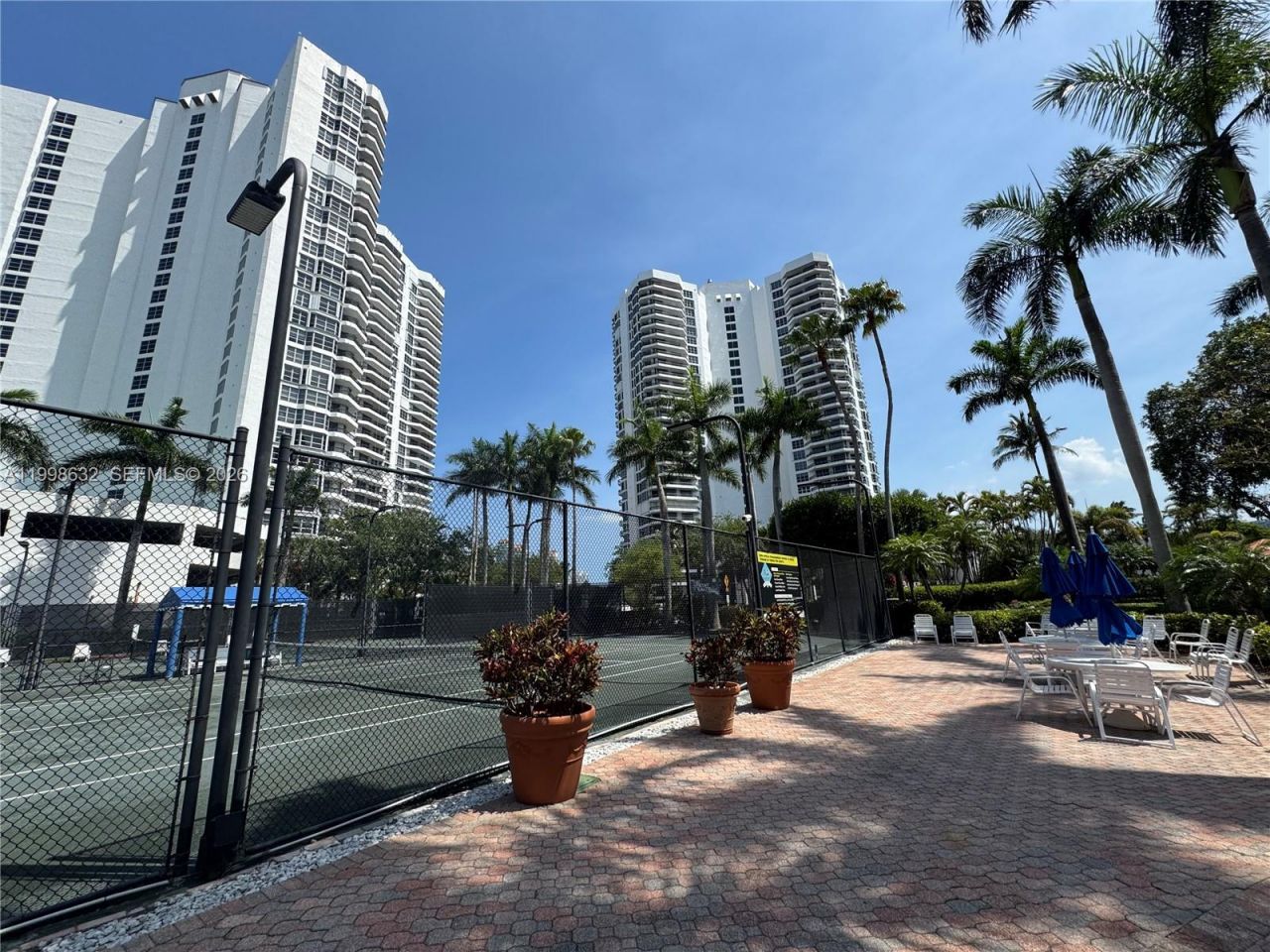3530 Mystic Pointe Dr, Unit 2607, Aventura, FL 33180 Photo