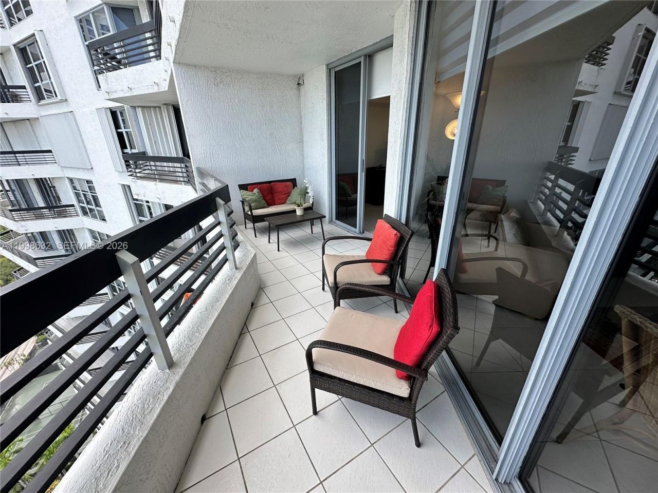 3530 Mystic Pointe Dr, Unit 2607, Aventura, FL 33180 Photo