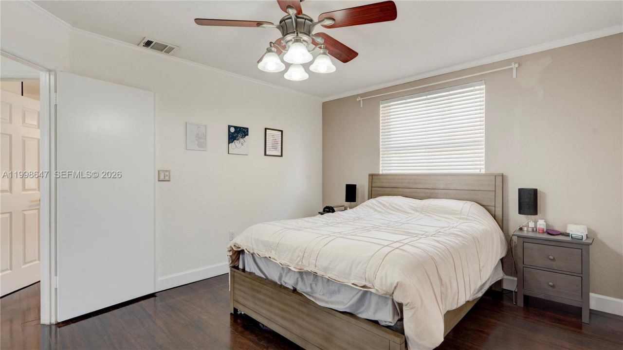 1237 NW 125th Ter, Sunrise, FL 33323 Photo