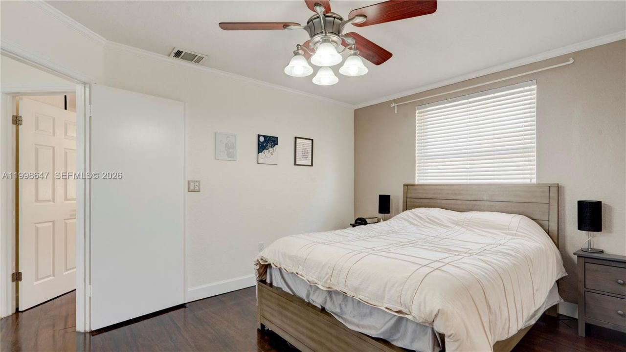 1237 NW 125th Ter, Sunrise, FL 33323 Photo