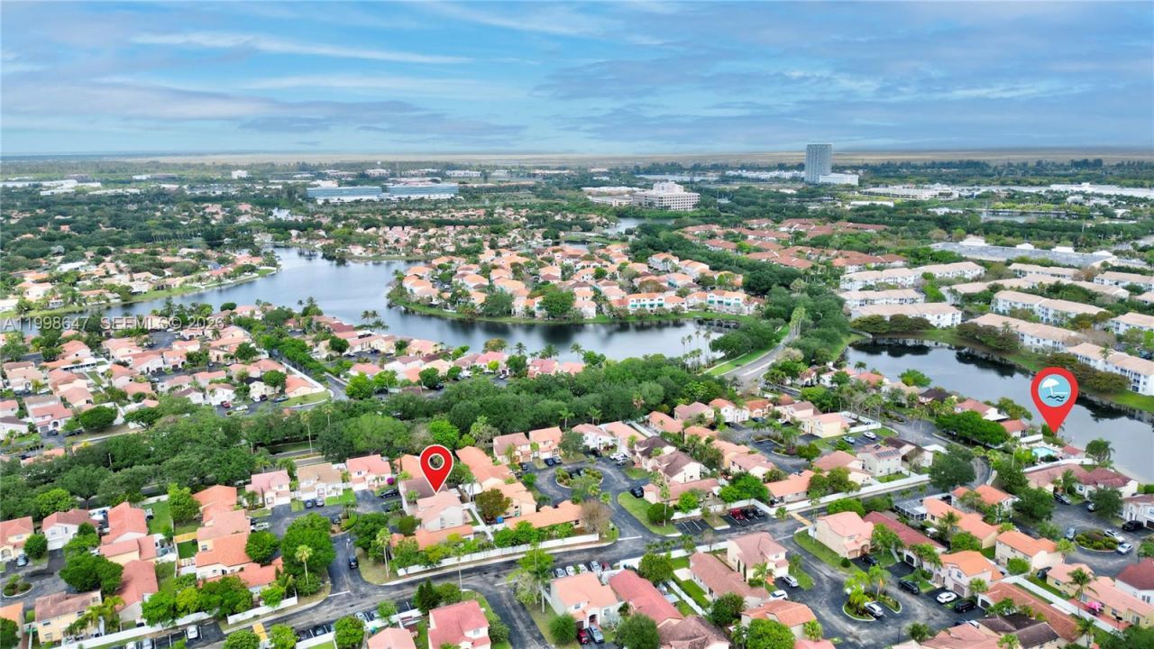 1237 NW 125th Ter, Sunrise, FL 33323 Photo
