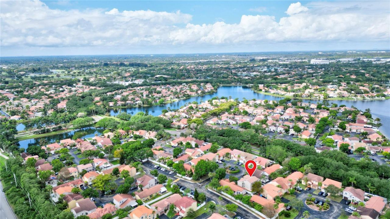 1237 NW 125th Ter, Sunrise, FL 33323 Photo