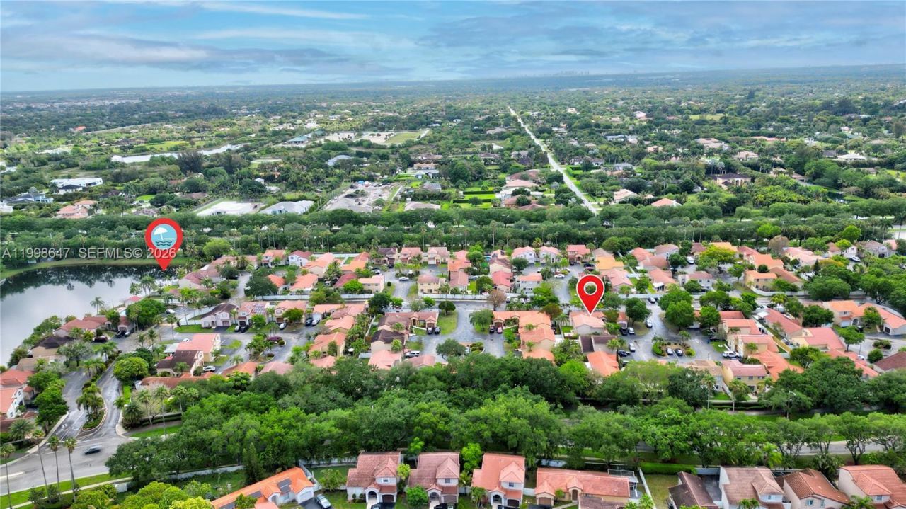 1237 NW 125th Ter, Sunrise, FL 33323 Photo