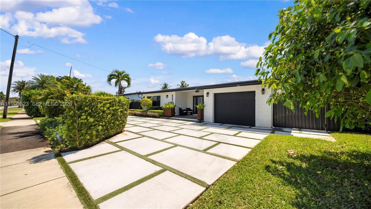5316 Jackson St, Hollywood, FL 33021 Photo