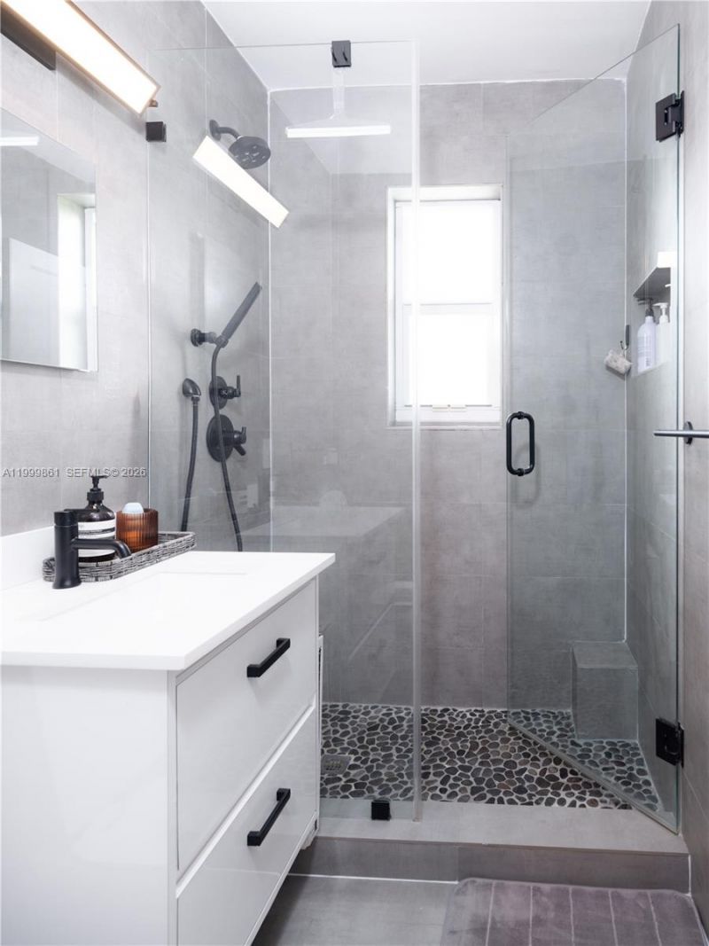 455 NE 111th St, Miami, FL 33161 Photo