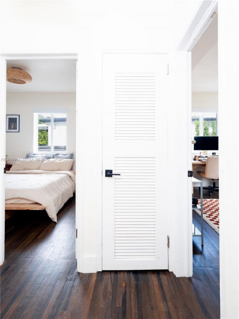 455 NE 111th St, Miami, FL 33161 Photo