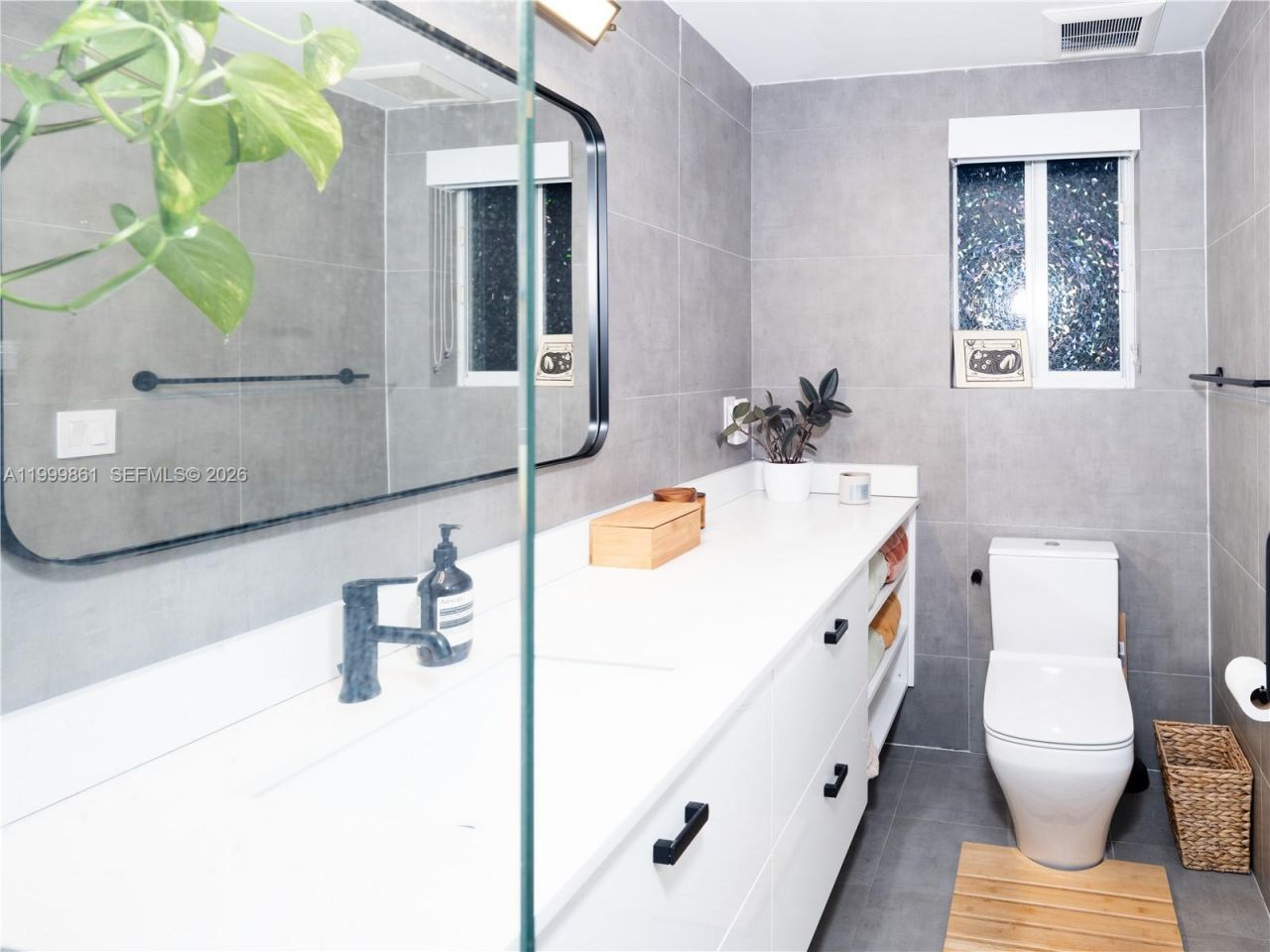 455 NE 111th St, Miami, FL 33161 Photo