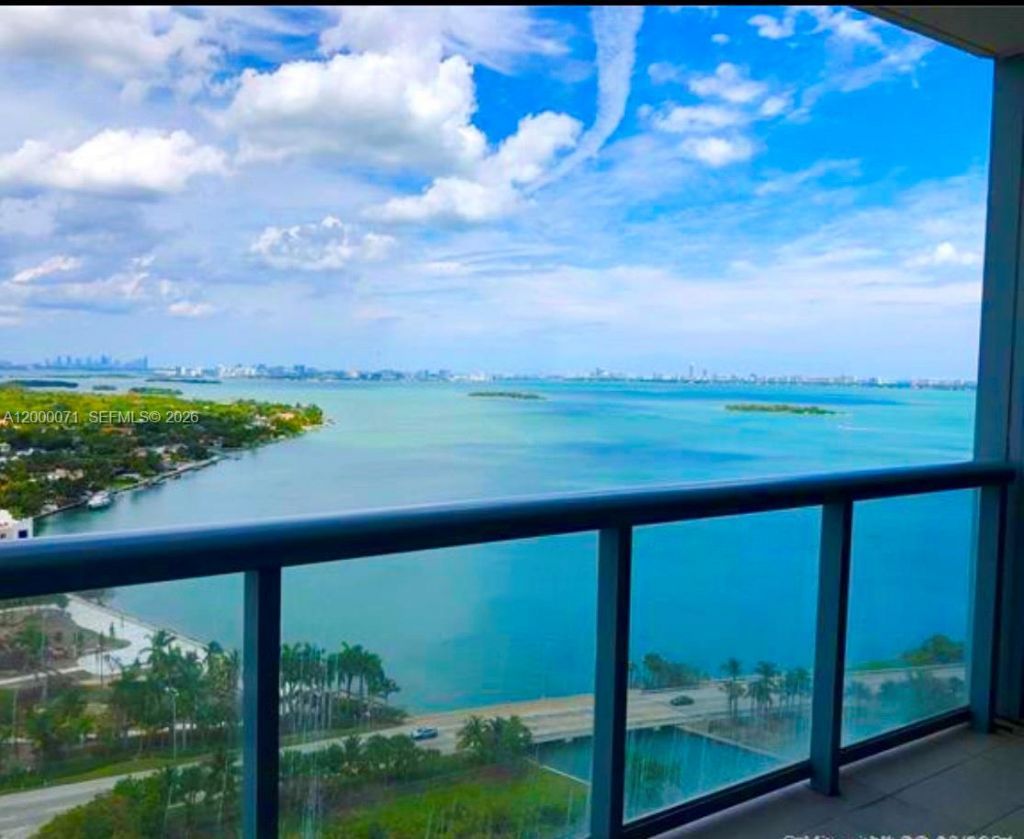 601 NE 36th St, Unit 1103, Miami, FL 33137 Photo