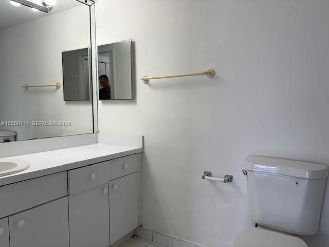 8231 NW 8th St, Unit 2-102, Miami, FL 33126 Photo