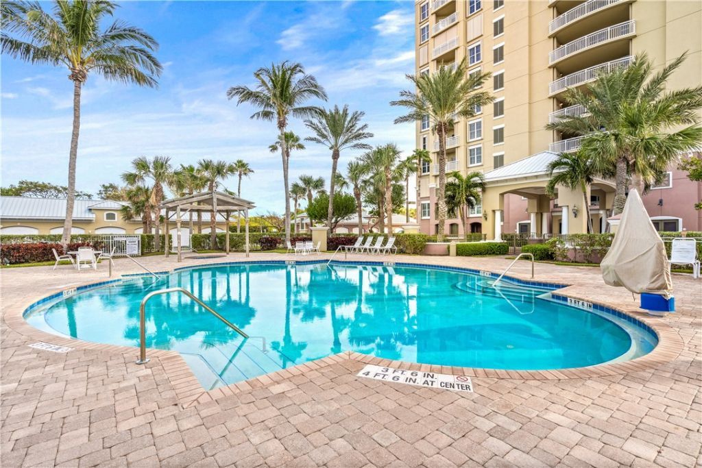 3702 N Highway A1a, Unit PH1, Hutchinson Island, FL 34949 Photo