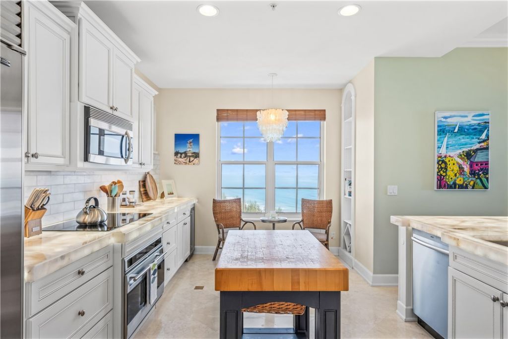 3702 N Highway A1a, Unit PH1, Hutchinson Island, FL 34949 Photo