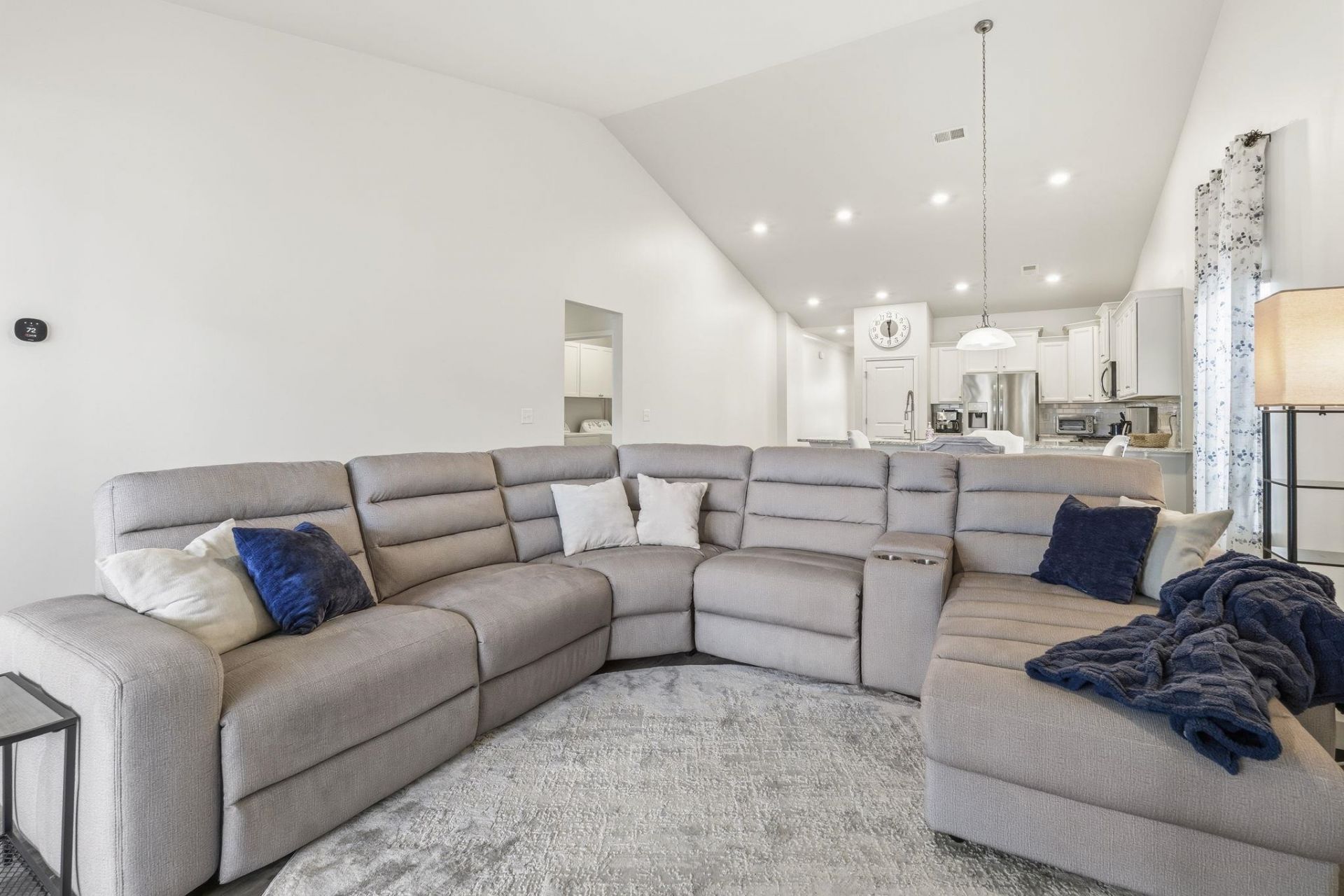 2621 Goldfinch Dr. Photo 14