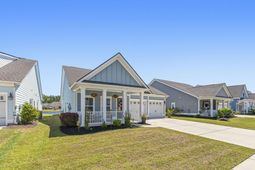 2621 Goldfinch Dr. photo 4