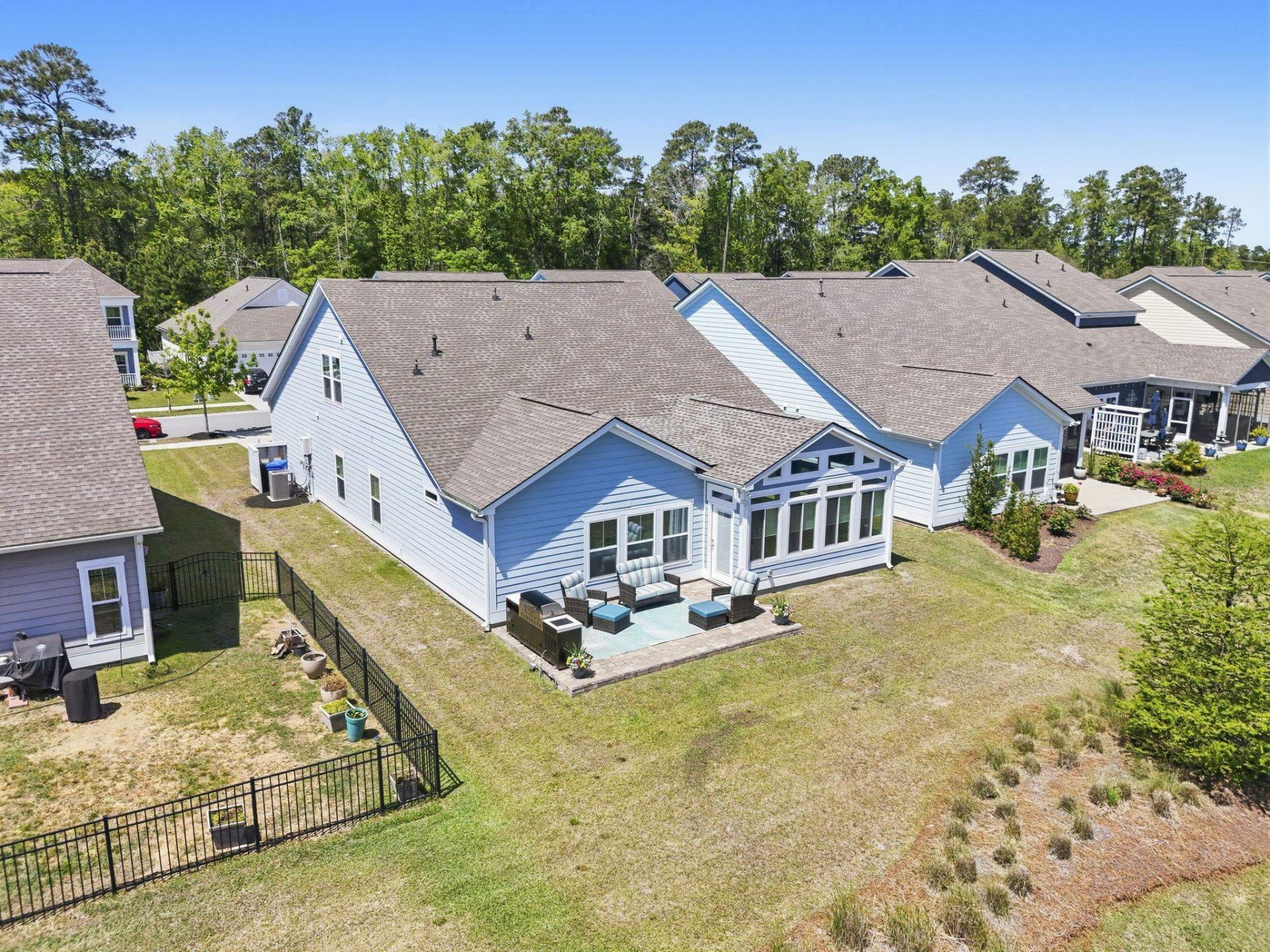 2621 Goldfinch Dr. Photo 42