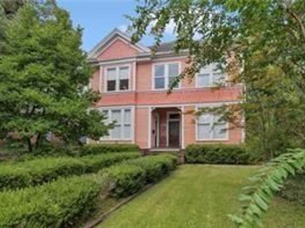 1112 Dauphin Street, Mobile, AL 36604