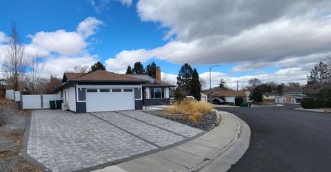 1865 Stardust Street, Reno, NV 89503 Photo