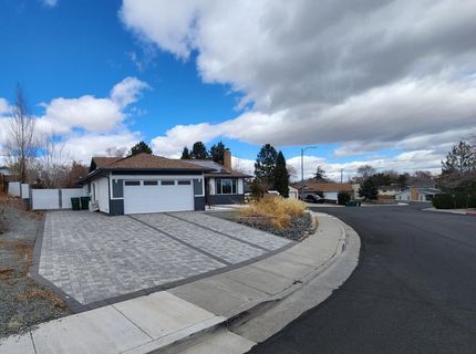 1865 Stardust Street, Reno, NV 89503 Photo