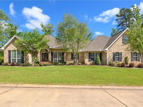 1430 LAKE Drive, Woodworth, LA 71485