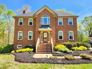 100 Jameson Court, Lynchburg, VA 24503