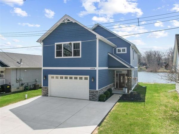 11634 Island Court, Hartland Twp, MI 48353