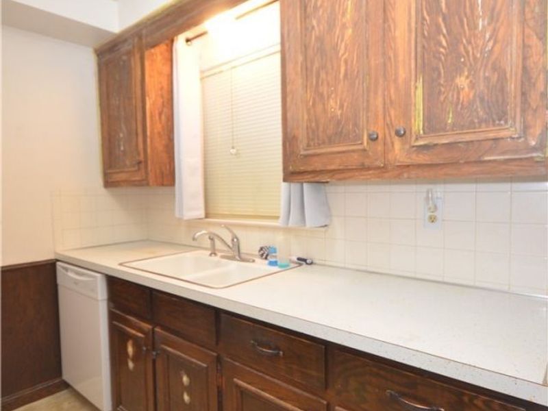 1601 Tonawanda Avenue, Akron, OH 44305 Photo 12