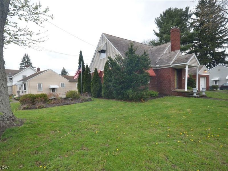 1601 Tonawanda Avenue, Akron, OH 44305 Photo 3