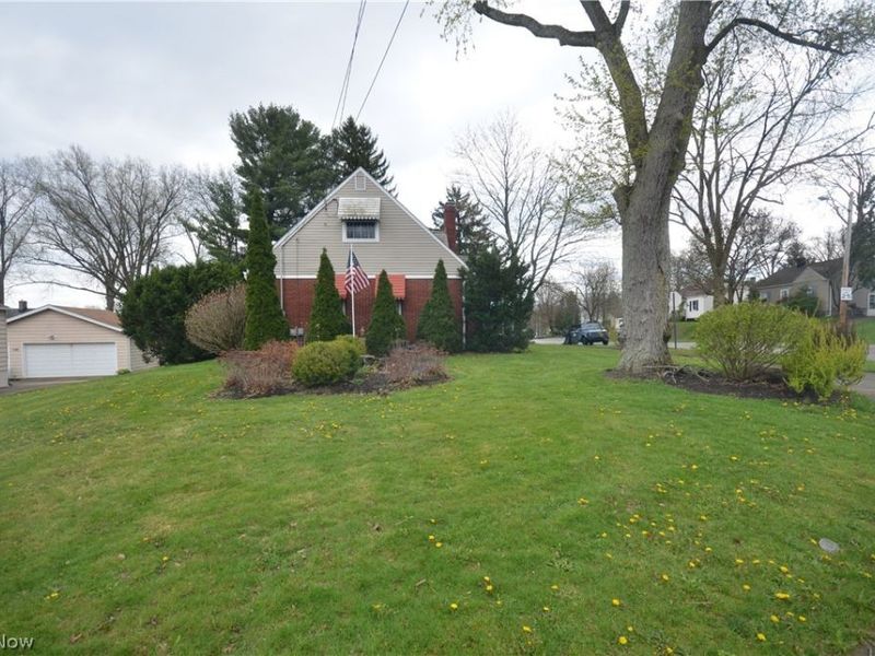 1601 Tonawanda Avenue, Akron, OH 44305 Photo 4