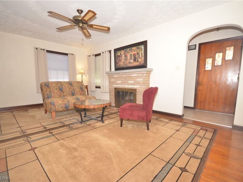 1601 Tonawanda Avenue, Akron, OH 44305 Photo 6