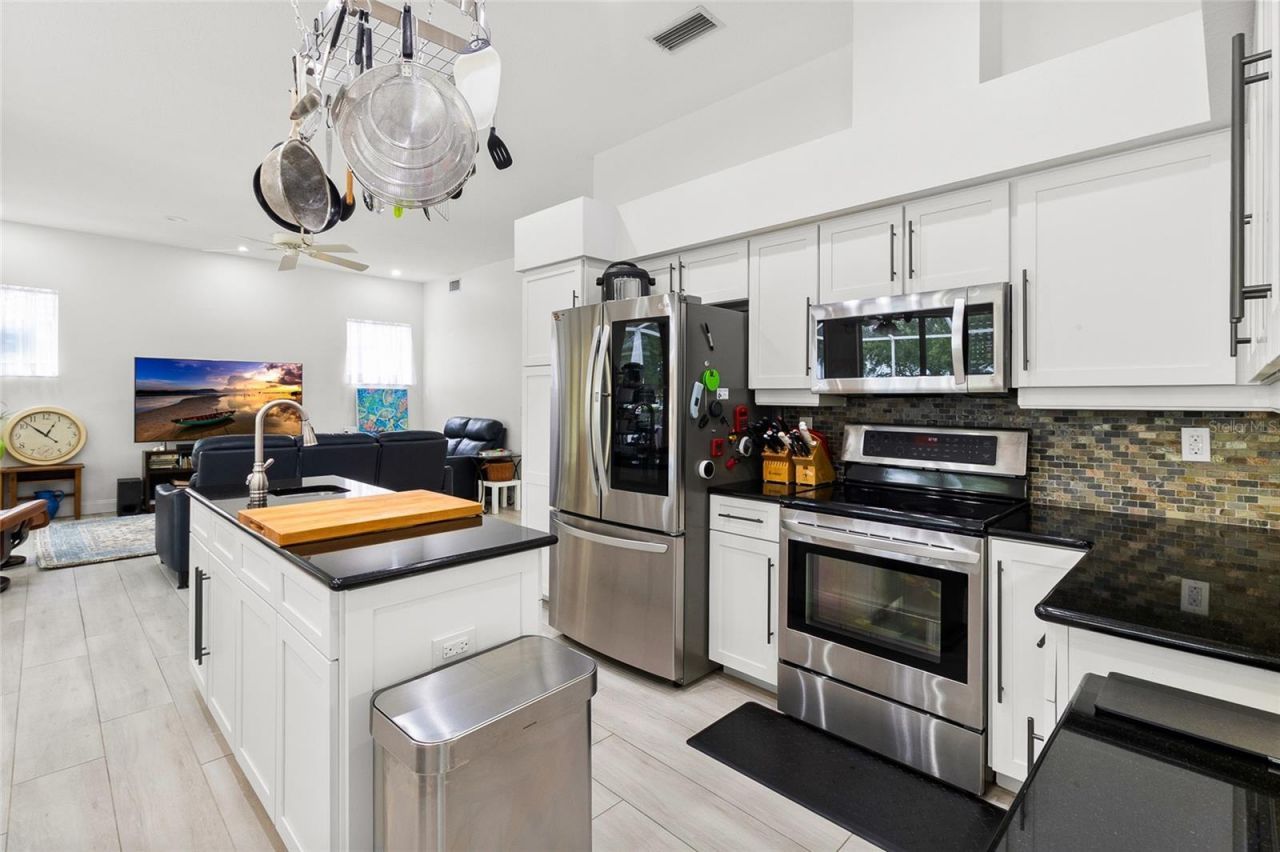 4815 Queen Palm Terrace Ne, Saint Petersburg, FL 33703 Photo