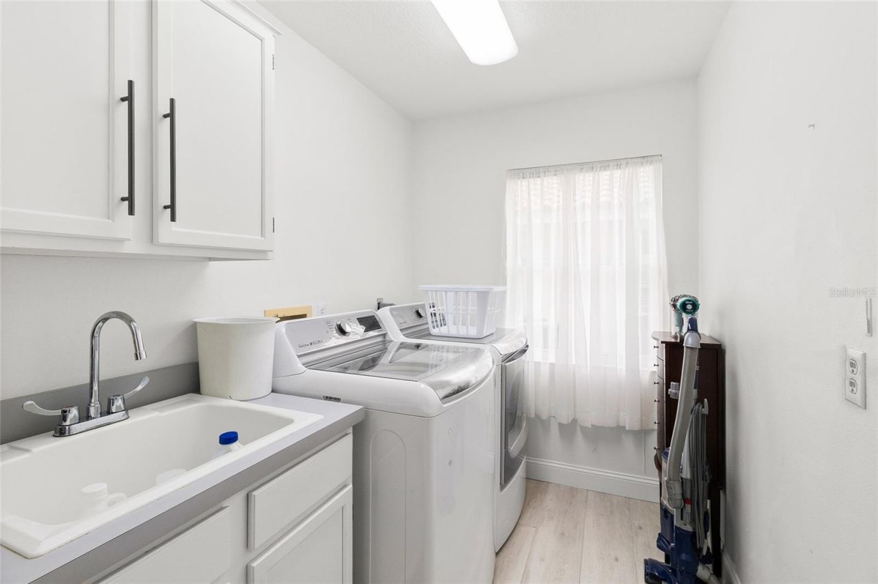 4815 Queen Palm Terrace Ne, Saint Petersburg, FL 33703 Photo