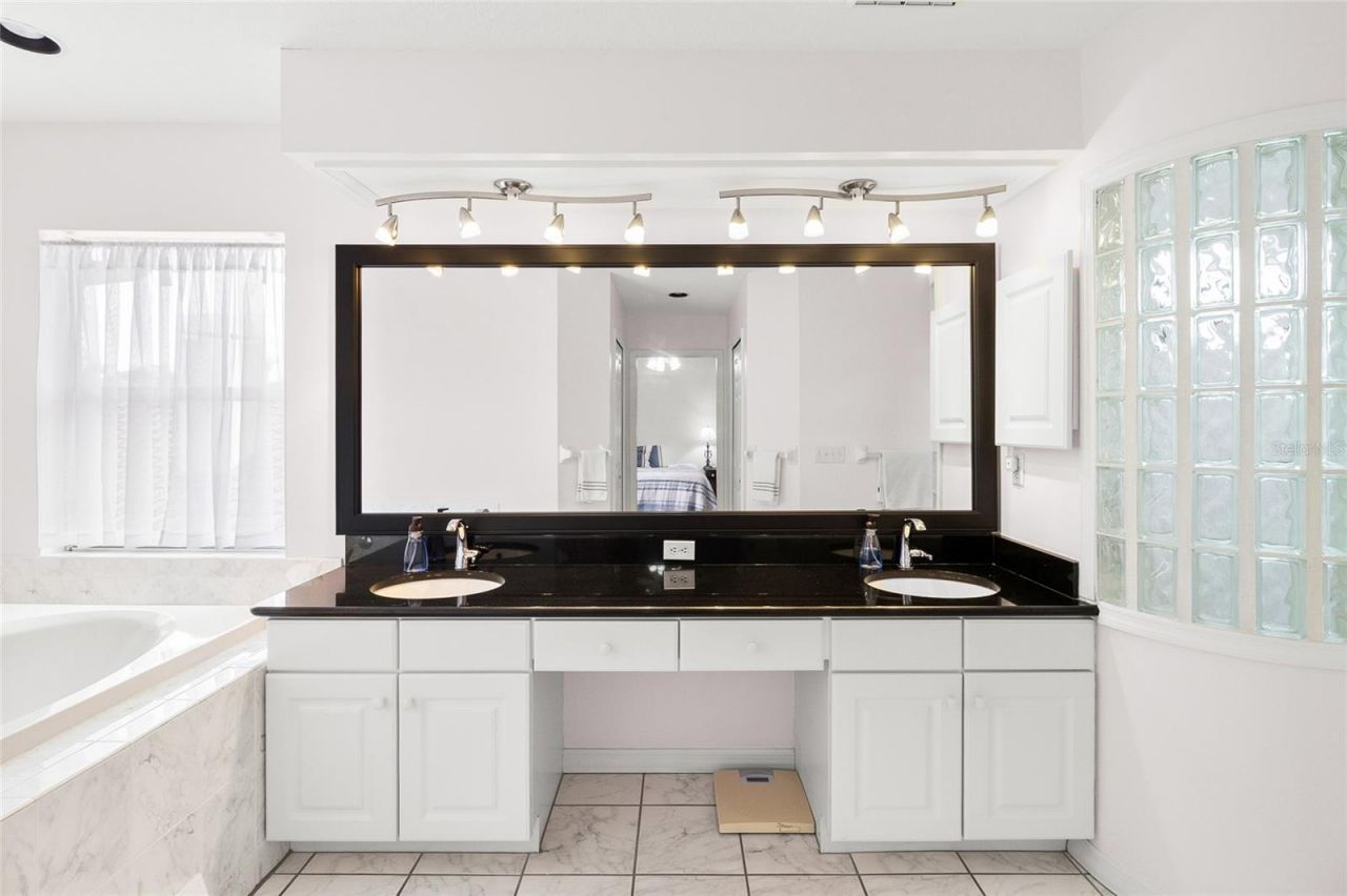 4815 Queen Palm Terrace Ne, Saint Petersburg, FL 33703 Photo
