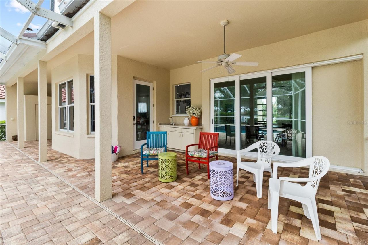4815 Queen Palm Terrace Ne, Saint Petersburg, FL 33703 Photo