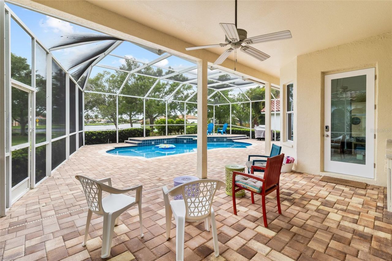 4815 Queen Palm Terrace Ne, Saint Petersburg, FL 33703 Photo