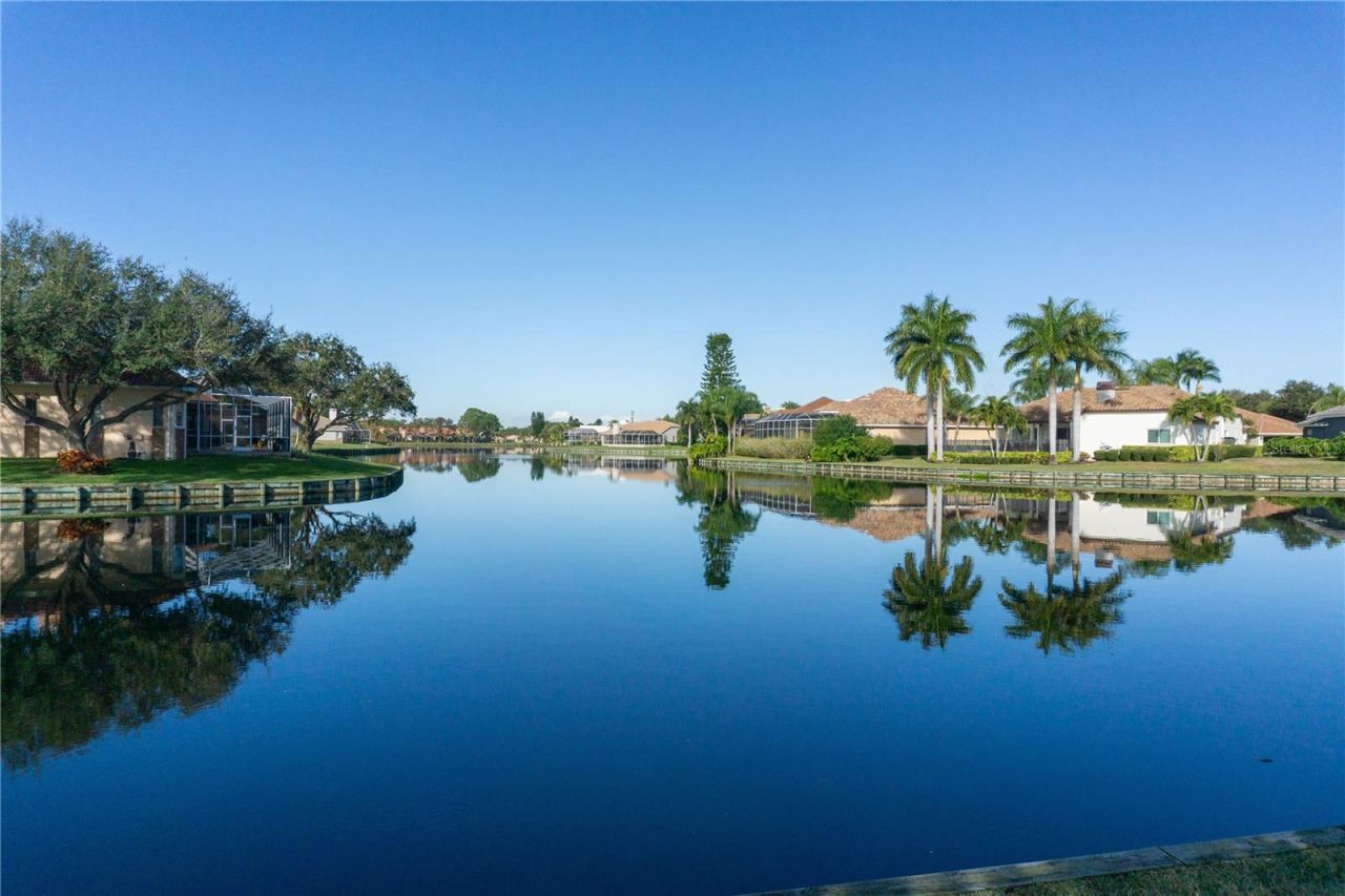 4815 Queen Palm Terrace Ne, Saint Petersburg, FL 33703 Photo