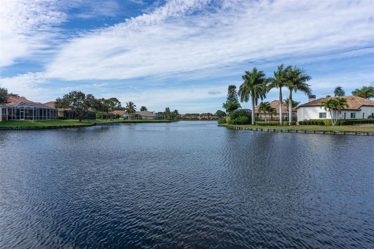 4815 Queen Palm Terrace Ne, Saint Petersburg, FL 33703 Photo