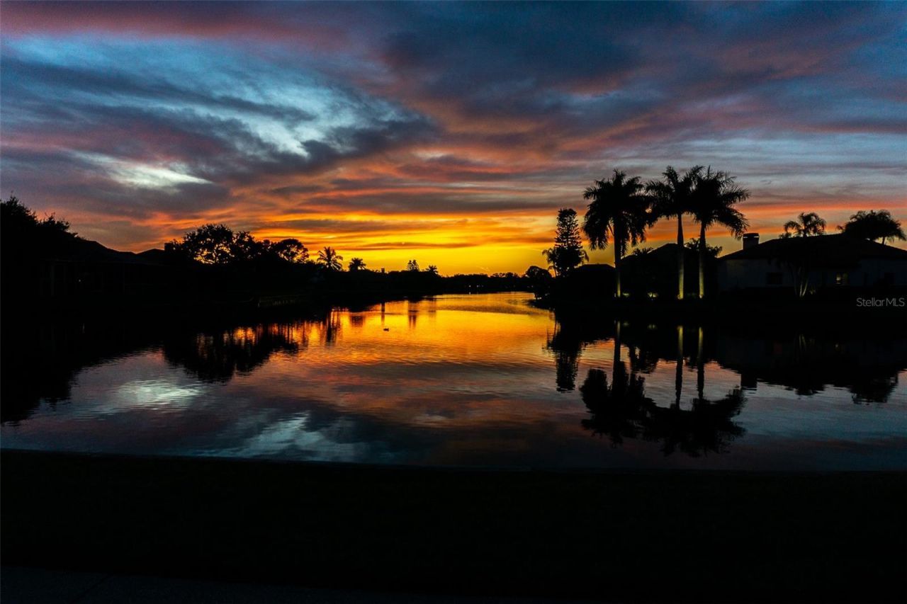 4815 Queen Palm Terrace Ne, Saint Petersburg, FL 33703 Photo