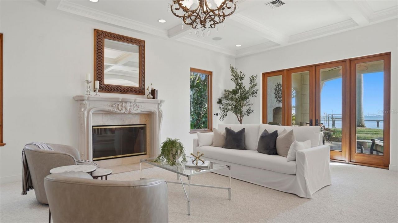 6755 30th Street S, Saint Petersburg, FL 33712 Photo