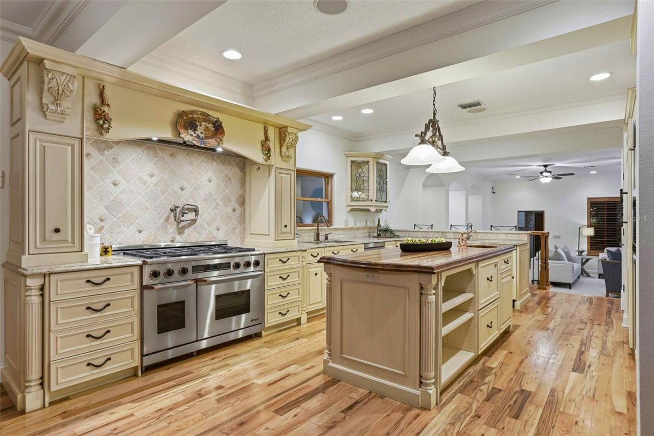 6755 30th Street S, Saint Petersburg, FL 33712 Photo